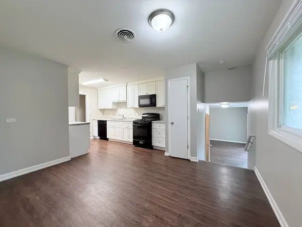 4108 Applewood Lane, Matteson, IL 60443