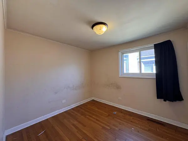 14505 S Woodlawn Avenue, Dolton, IL 60419