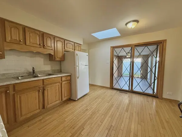 3320 191st Street, Lansing, IL 60438