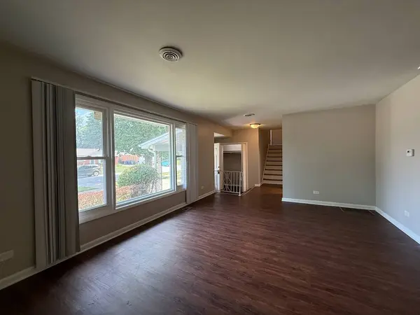 4108 Applewood Lane, Matteson, IL 60443