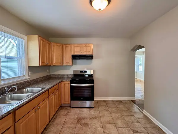 17825 Oakley Avenue, Lansing, IL 60438