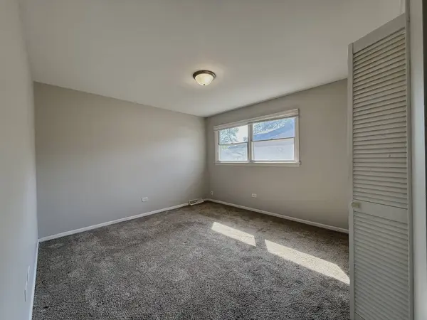 5208 Keith Drive, Richton Park, IL 60471