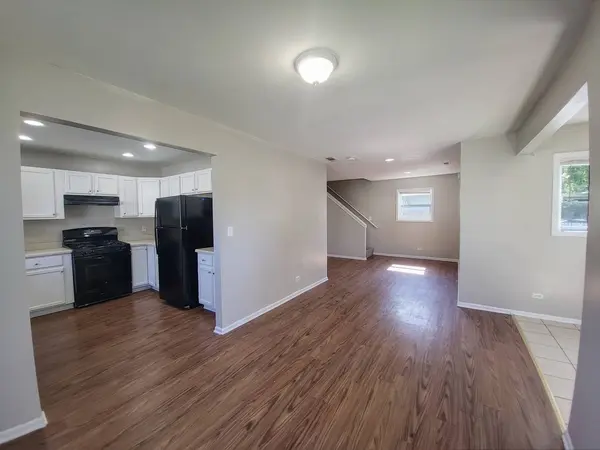 121 Highmoor Drive, Round Lake Park, IL 60073