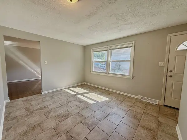 15530 University Avenue, Dolton, IL 60419