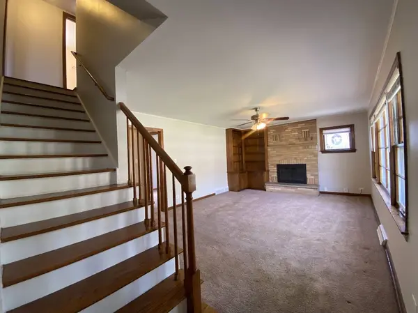 3003 Longfellow Avenue, Hazel Crest, IL 60429