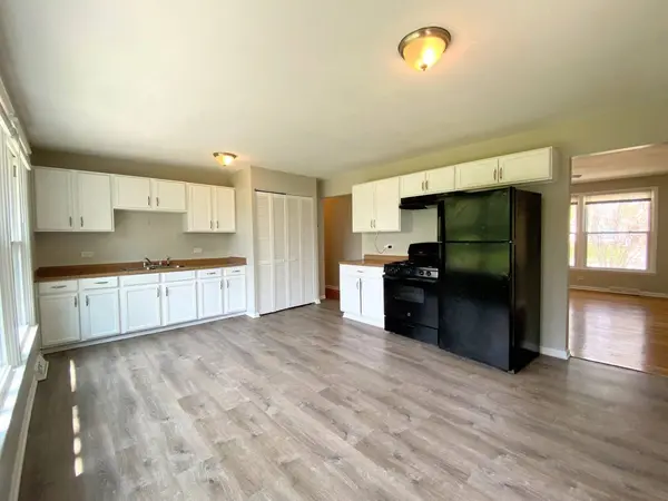 3317 Woodworth Place, Hazel Crest, IL 60429