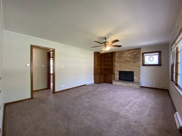 3003 Longfellow Avenue, Hazel Crest, IL 60429