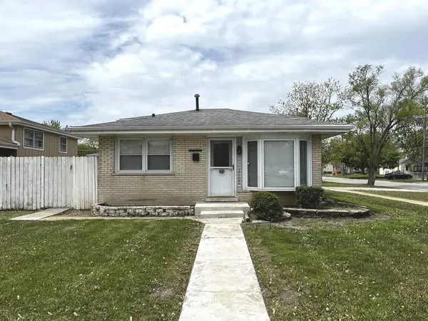 15100 AVERS Avenue, Midlothian, IL 60445