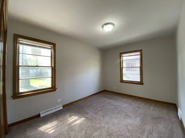 3003 Longfellow Avenue, Hazel Crest, IL 60429