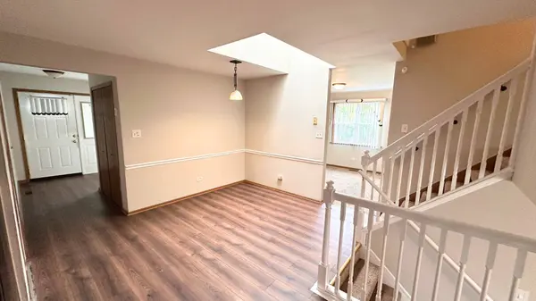 1204 E 154th Street, South Holland, IL 60473