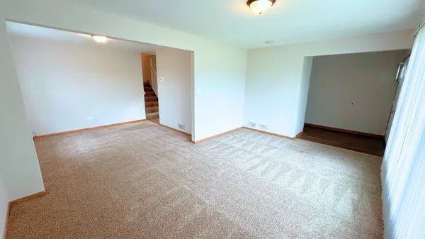 1204 E 154th Street, South Holland, IL 60473