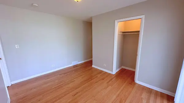 944 E 163rd Place, South Holland, IL 60473