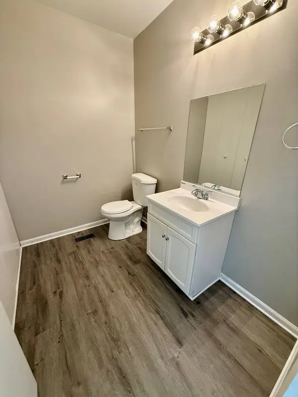 149 Highbury Drive, Elgin, IL 60120