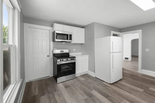 3225 Gilead Avenue, Zion, IL 60099