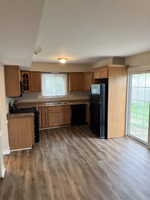 716 Shining Water Drive, Carol Stream, IL 60188