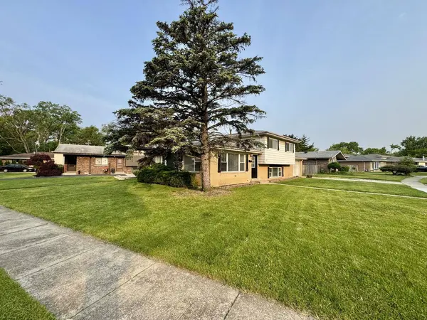 4230 Barry Lane, Oak Forest, IL 60452