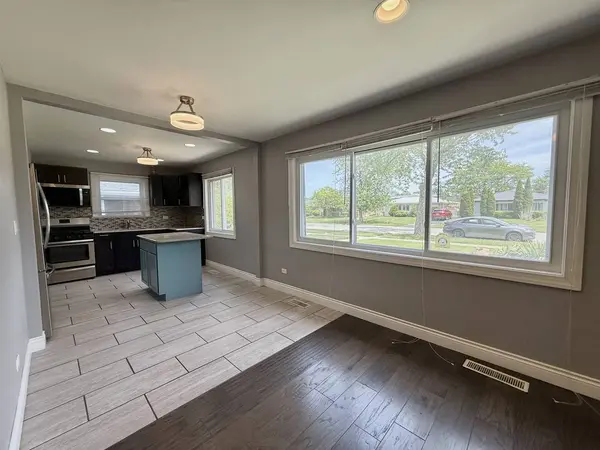 1262 Greenbay Avenue, Calumet City, IL 60409