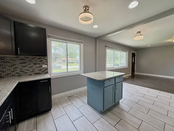 1262 Greenbay Avenue, Calumet City, IL 60409