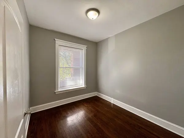 6239 S Ellis Avenue, Chicago, IL 60637