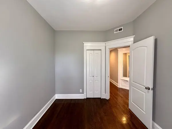 6239 S Ellis Avenue, Chicago, IL 60637