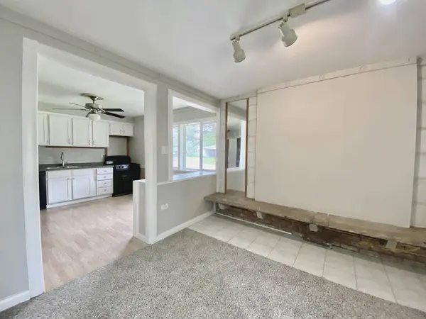 456 TOMAHAWK Street, Park Forest, IL 60466