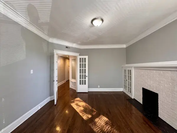 6239 S Ellis Avenue, Chicago, IL 60637