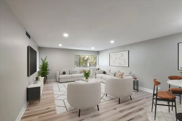 835 Ridge Avenue #207, Evanston, IL 60202