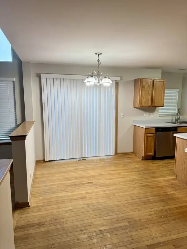 6216 Pond View Drive, Matteson, IL 60443