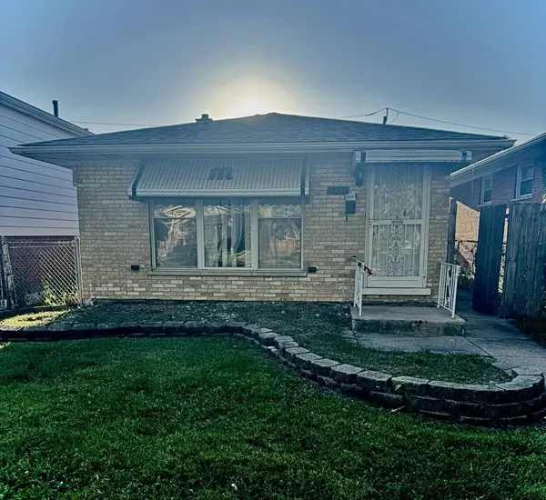 11832 S Bishop Street, Chicago, IL 60643