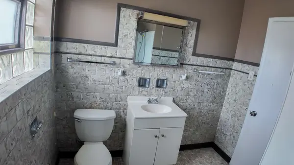 15501 Maryland Avenue, Dolton, IL 60419