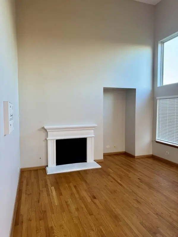 6216 Pond View Drive, Matteson, IL 60443