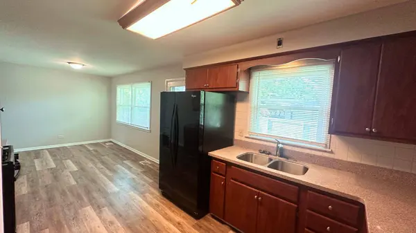 159 Pleasant Drive, Chicago Heights, IL 60411