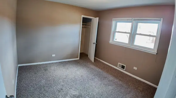 15501 Maryland Avenue, Dolton, IL 60419