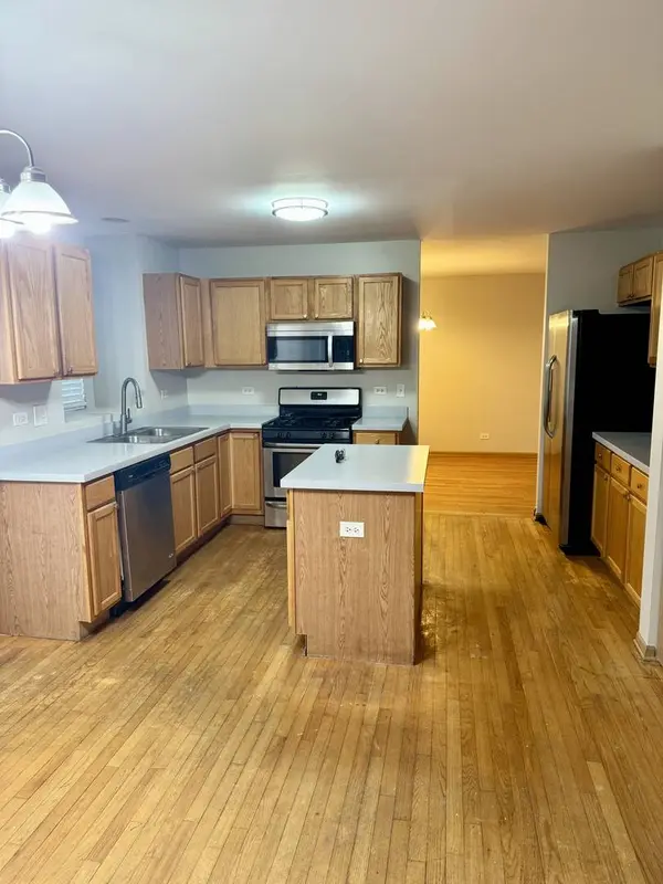 6216 Pond View Drive, Matteson, IL 60443