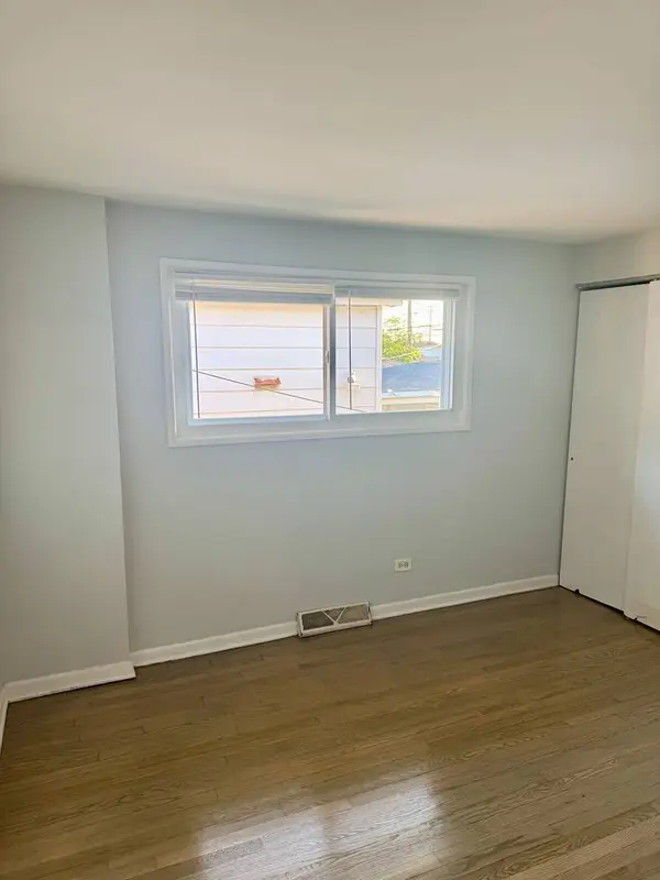 11832 S Bishop Street, Chicago, IL 60643