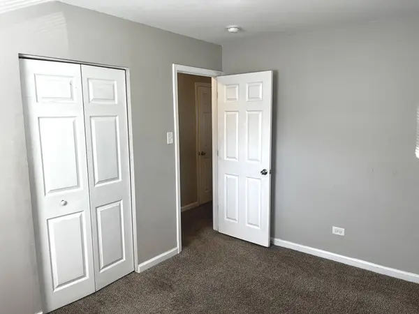 4207 Greenbrier Lane, Richton Park, IL 60471