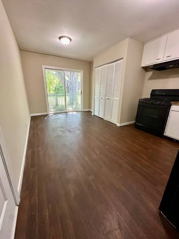 303 Ann Street, South Elgin, IL 60177