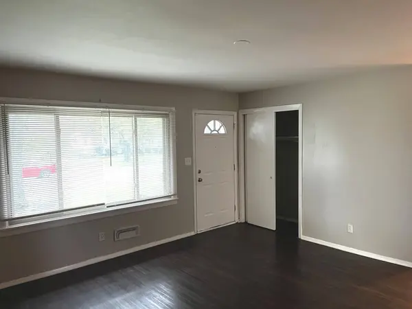 15439 Elm Street, South Holland, IL 60473