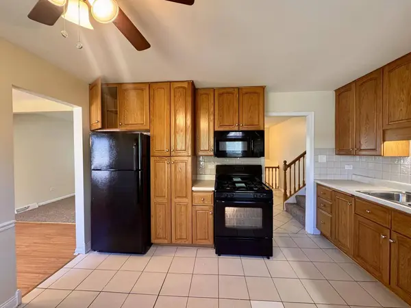 19252 Oakwood Avenue, Lansing, IL 60438