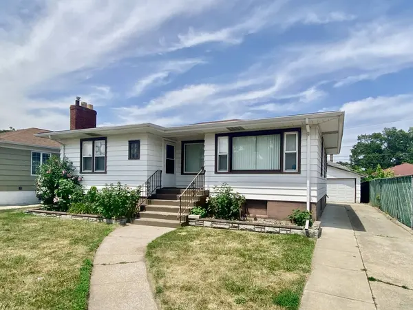 518 156th Place, Calumet City, IL 60409