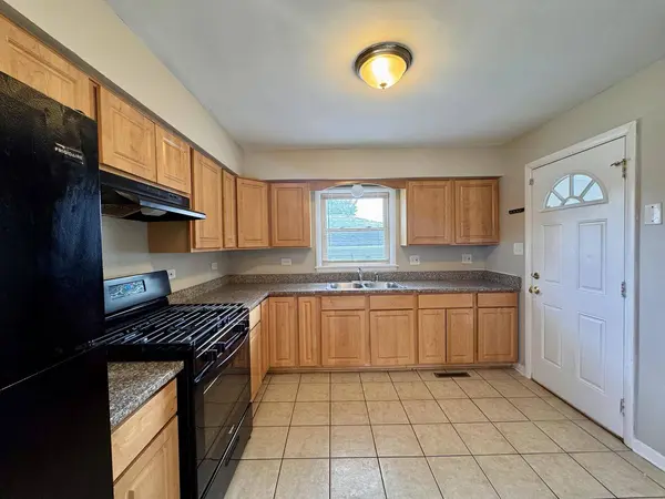 3423 Adams Street, Lansing, IL 60438