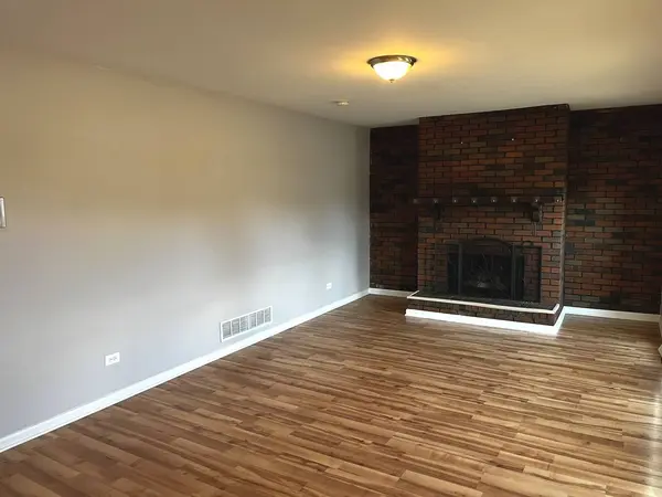 2724 Lake Park Drive, Lynwood, IL 60411