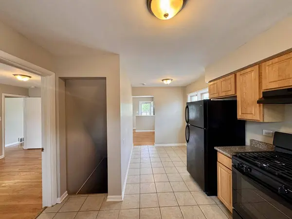 3423 Adams Street, Lansing, IL 60438