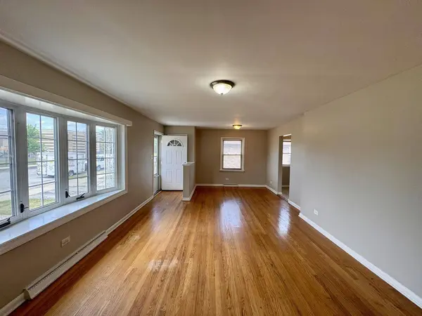 3423 Adams Street, Lansing, IL 60438