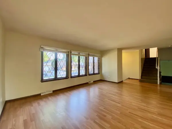 5058 Roberta Lane, Richton Park, IL 60471