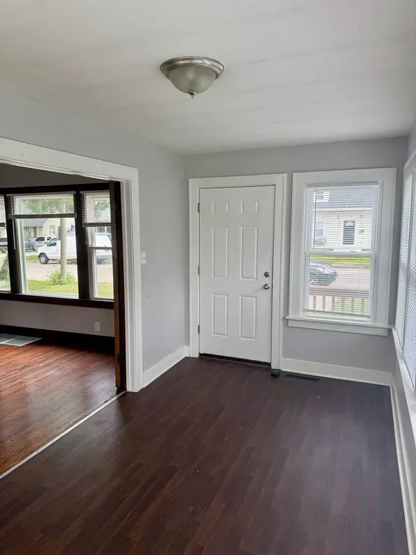 118 Wilcox Avenue, Elgin, IL 60123