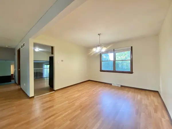 5058 Roberta Lane, Richton Park, IL 60471