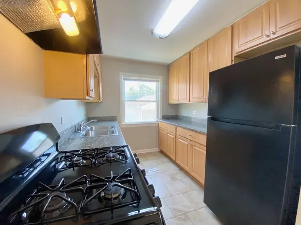 2745 179th Street, Lansing, IL 60438