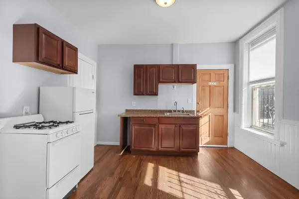 1616 N Bosworth Avenue, Chicago, IL 60642