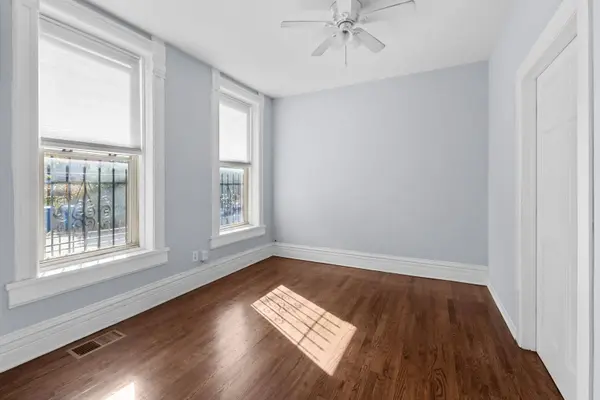 1616 N Bosworth Avenue, Chicago, IL 60642